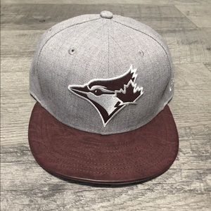 NEW MENS TORONTO BLUE JAYS SNAPBACK